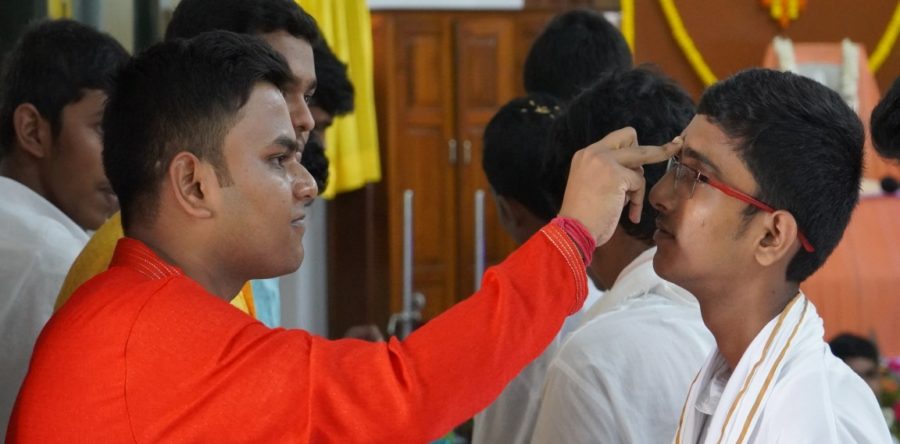 Bhratri-Baran : (Freshers’ Welcome)