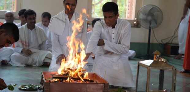 Bhratri-Baran : (Freshers’ Welcome)